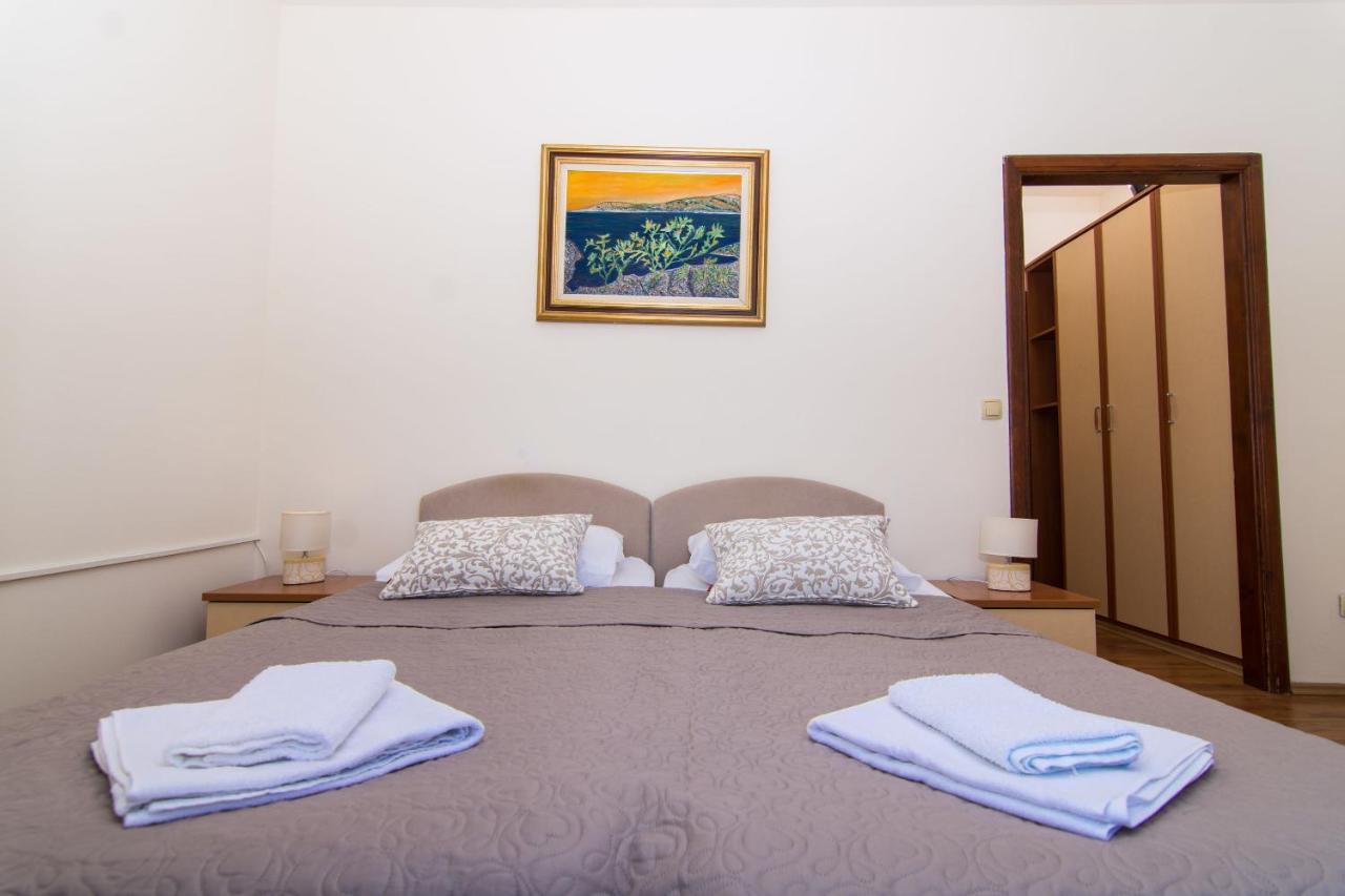 Rooms Villa Liza Τρογκίρ Εξωτερικό φωτογραφία